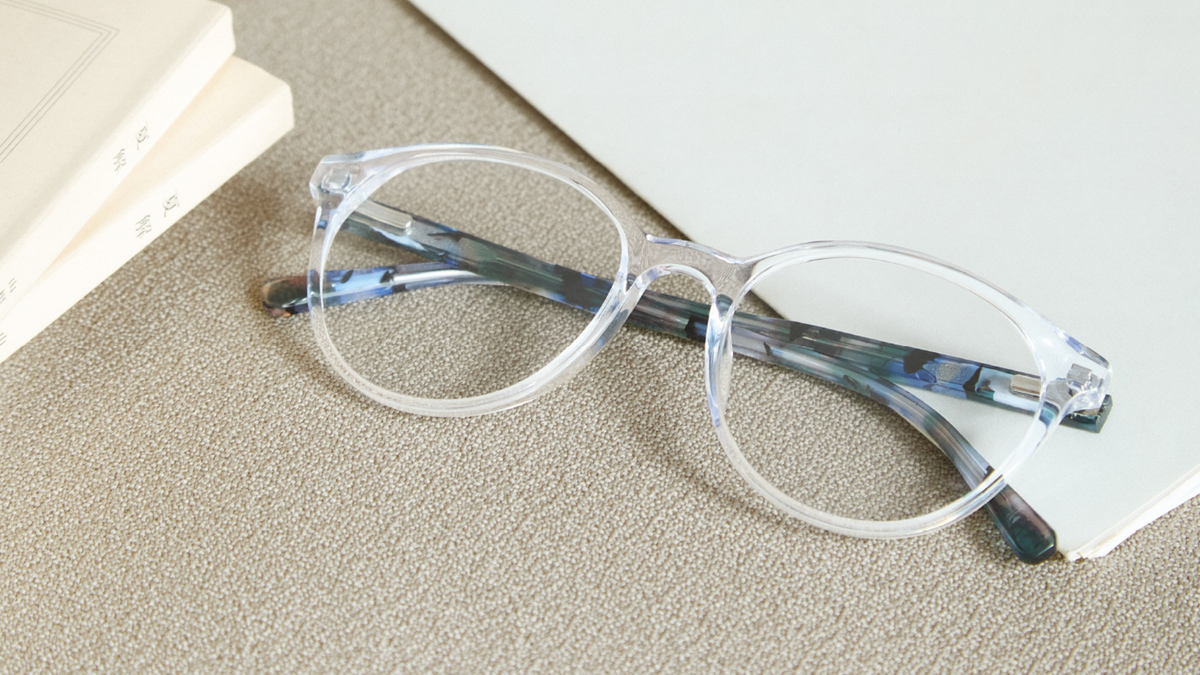 Choosing the Ideal Frame Size for Progressive Lenses